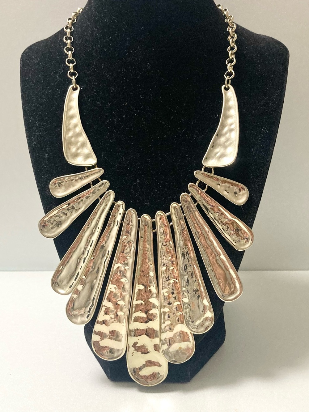 Chico's Gold-Tone Hammered Statement preloved Necklace